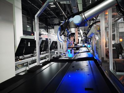 長虹榮登2023中國電子信息百強前十，新興能源技術研發(fā)成戰(zhàn)略新高地